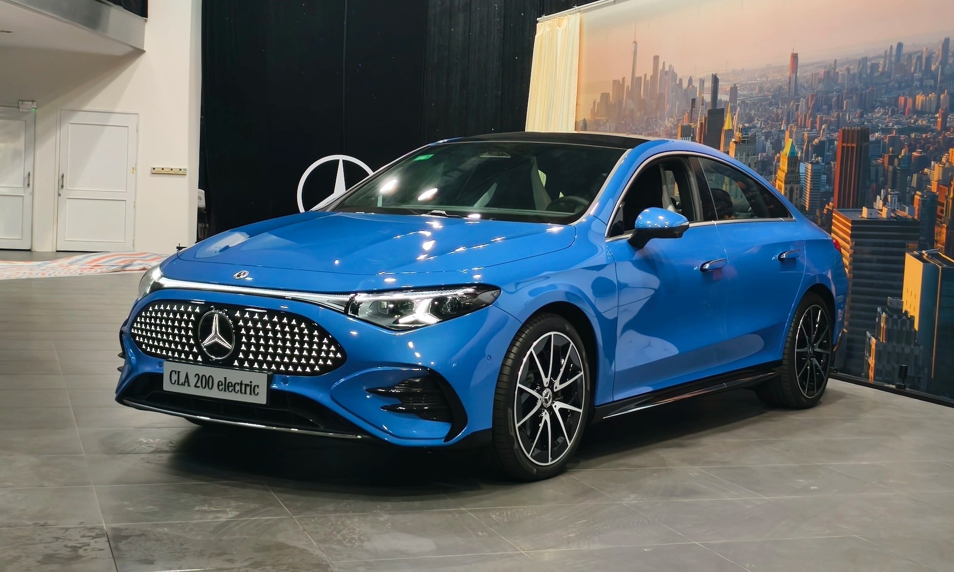 Mercedes CLA 200 Electric: quân bài chiến lược trong phân khúc xe sang điện dưới 1,7 tỷ