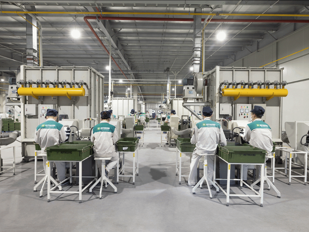 Khóa Huy Hoàng, Dabaco và Bảo Thanh: từ xưởng nhỏ đến thương hiệu quốc gia