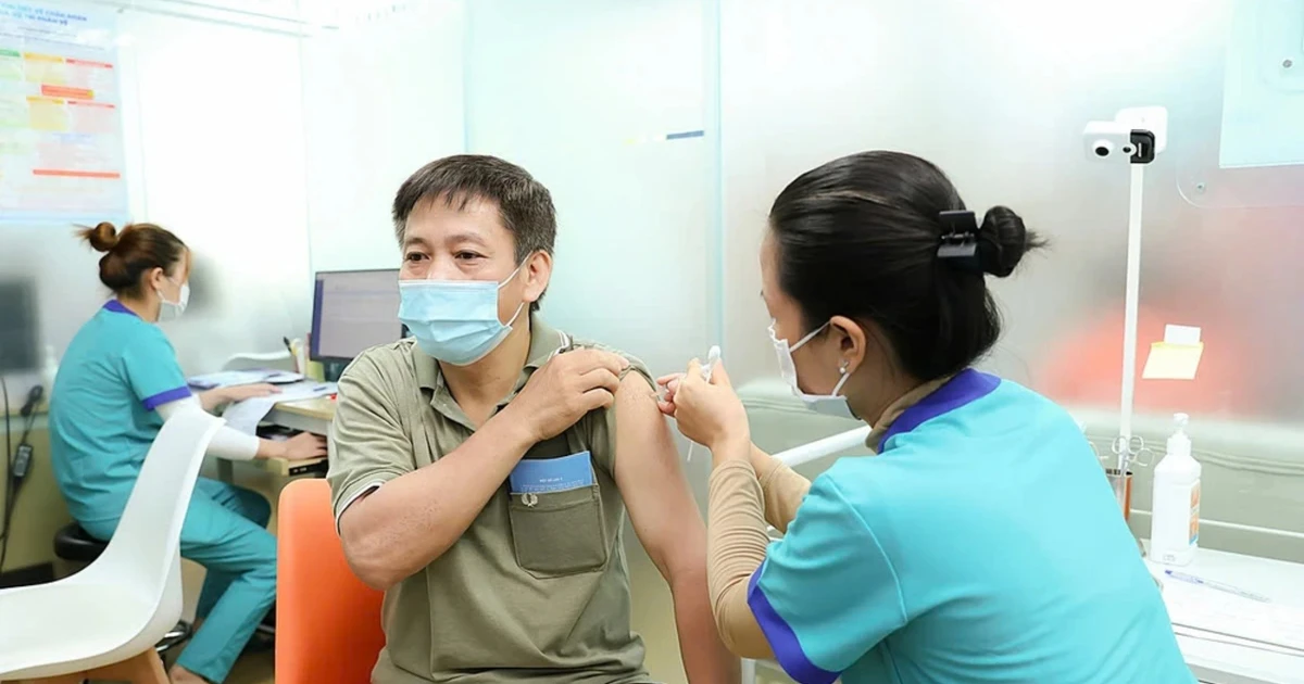 Phòng ngừa cúm và RSV cho trẻ sơ sinh khi giao mùa