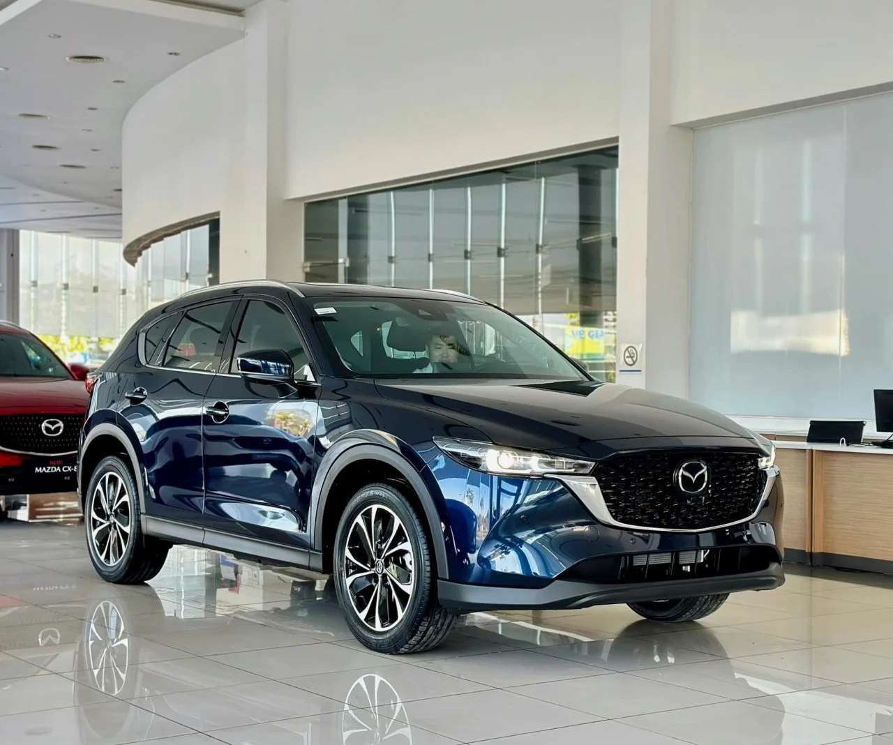 Mazda CX-5 giá dưới 700 triệu: deal SUV hạng C đáng xuống tiền?