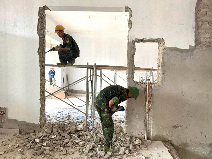 Trường nội trú liên cấp khang trang và bước ngoặt cho học sinh vùng biên
