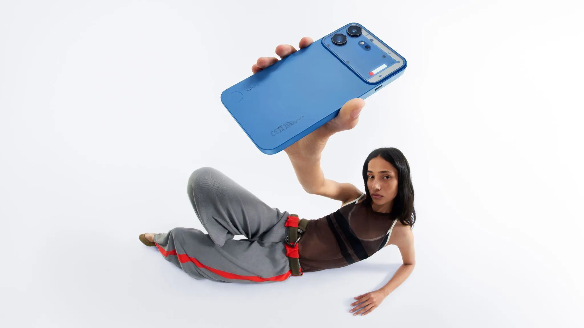 Nothing Phone (4b) giá 10,99 triệu: nên chọn thay vì S24 Ultra hay iPhone 15 Pro Max?