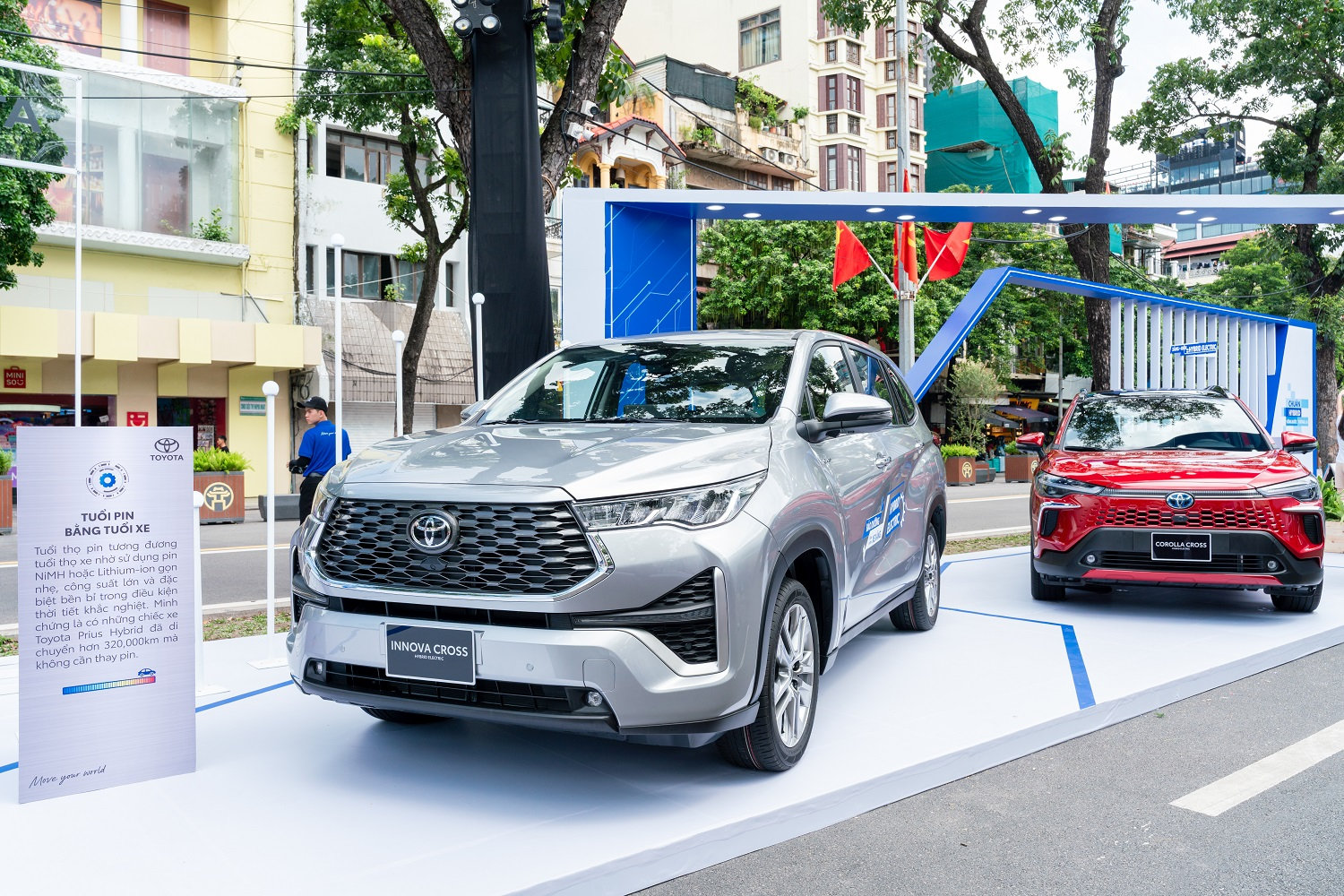 Xe hybrid tự sạc: xanh hơn nhưng có thật sự rẻ mùa mưa lũ?
