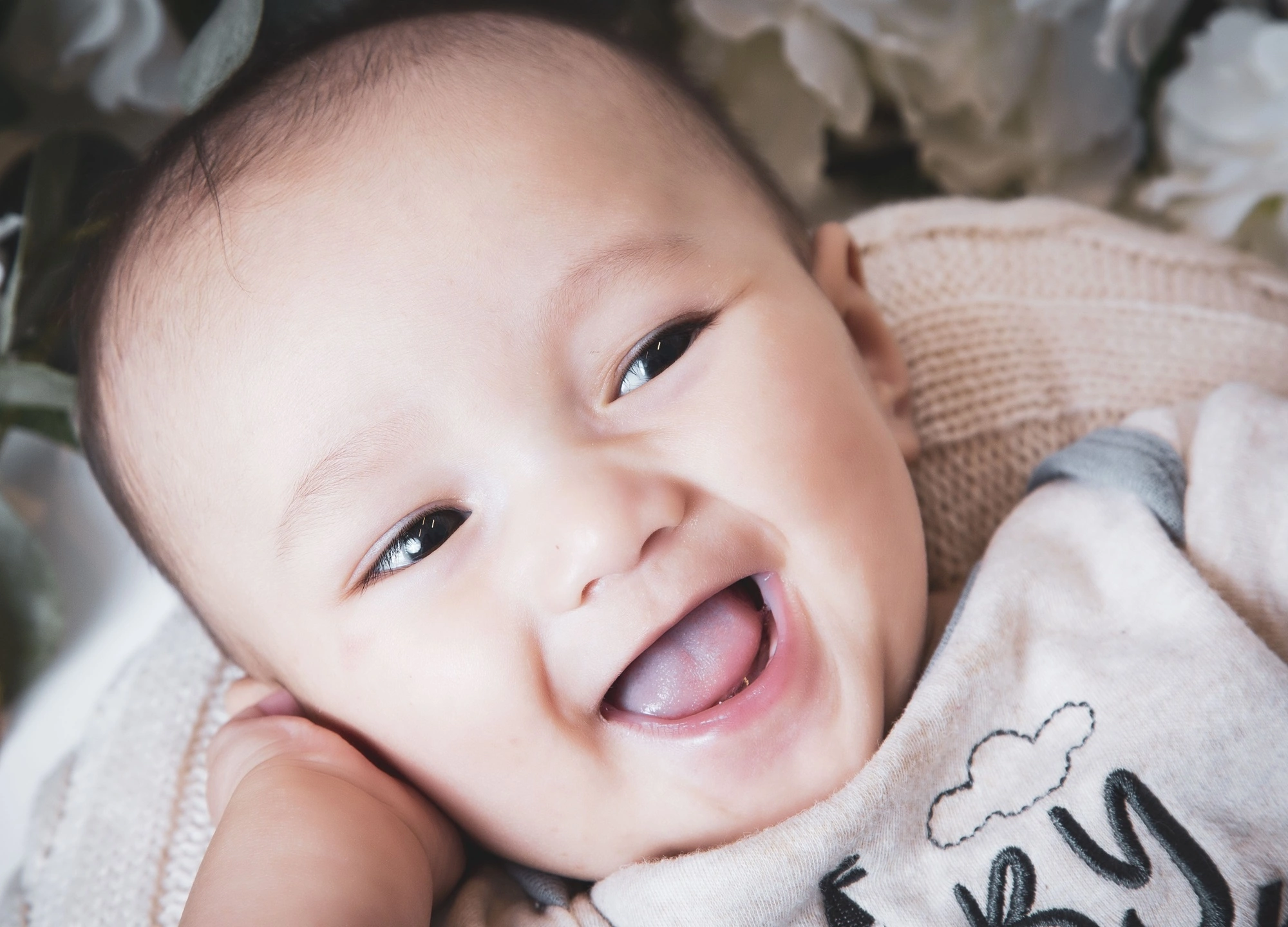 Bổ sung vitamin D cho trẻ từ sơ sinh: Liều lượng đúng và sai lầm cha mẹ hay mắc