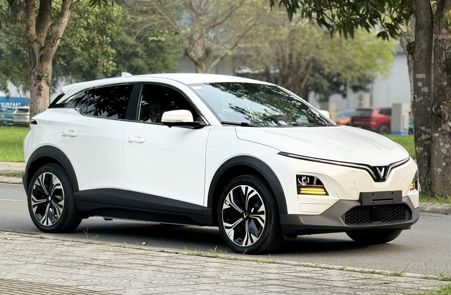 VinFast VF 6 vẫn dẫn đầu: SUV hạng B đã an bài?