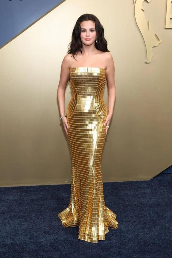 Phong cách old money của Selena Gomez: tối giản mà sang