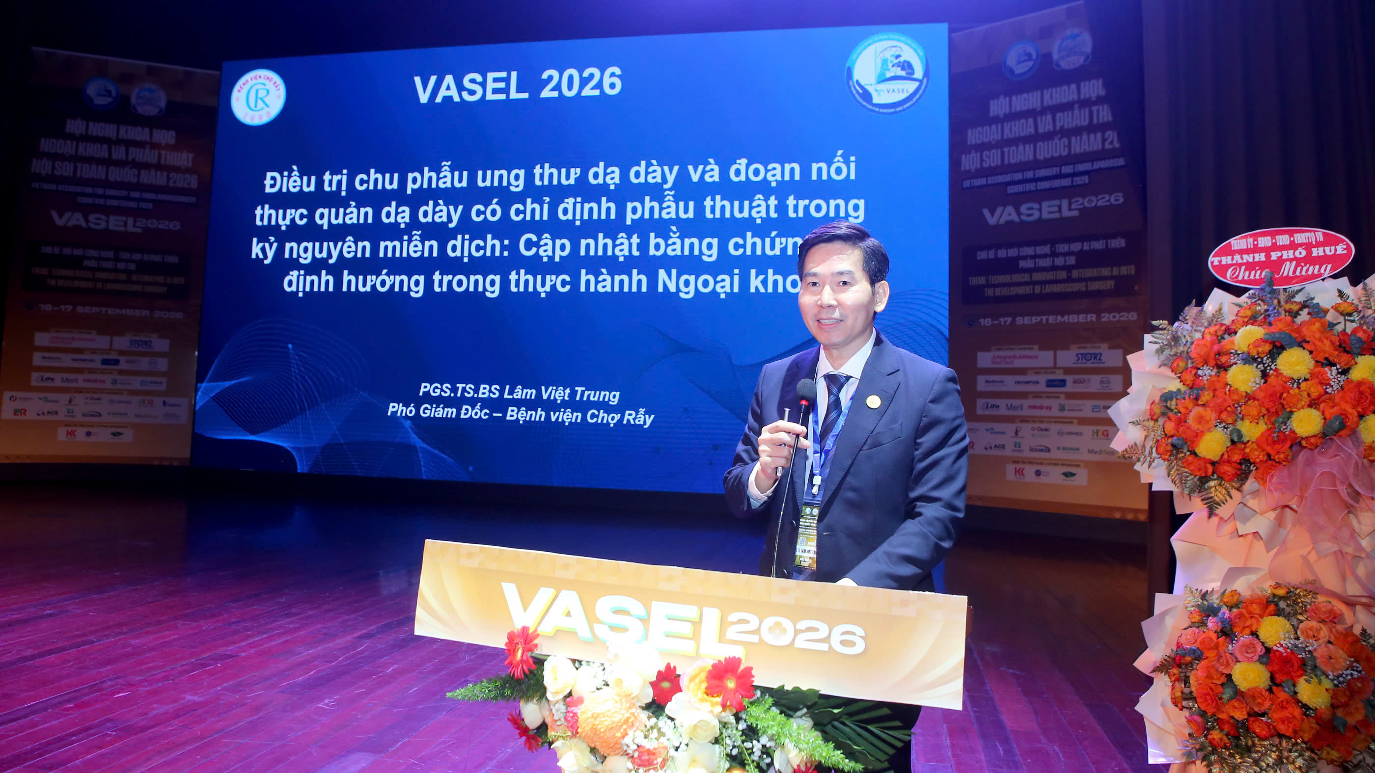 700 bác sĩ bàn về tương lai phẫu thuật nội soi với AI