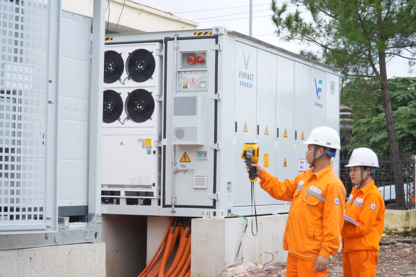 Điện mặt trời mái nhà: Tấm khiên cấp cứu trước nguy cơ thiếu điện 2027