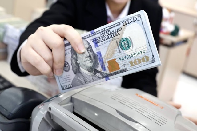 Fed tăng lãi suất: Đồng Việt Nam sẽ chịu áp lực ra sao?
