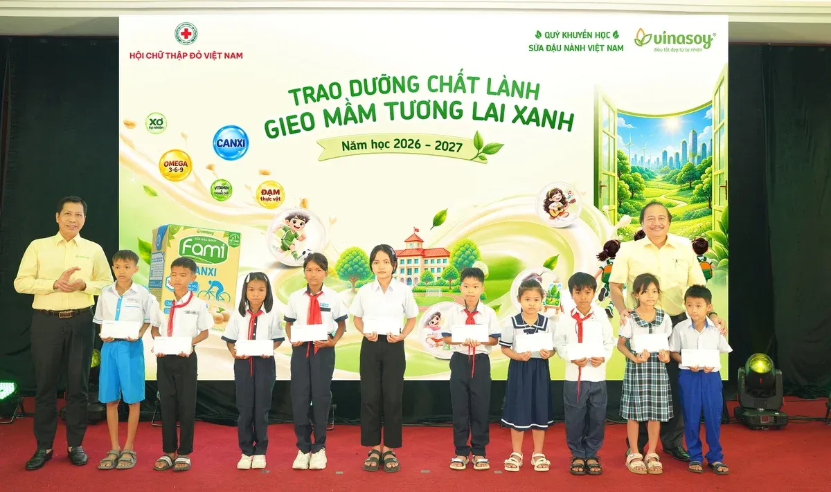 Chương trình sữa học đường mở rộng và tác động tới học sinh vùng khó