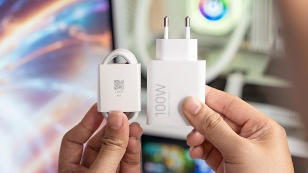 POCO F9 Ultra pin 8050mAh: Trâu thật hay chỉ là con số?