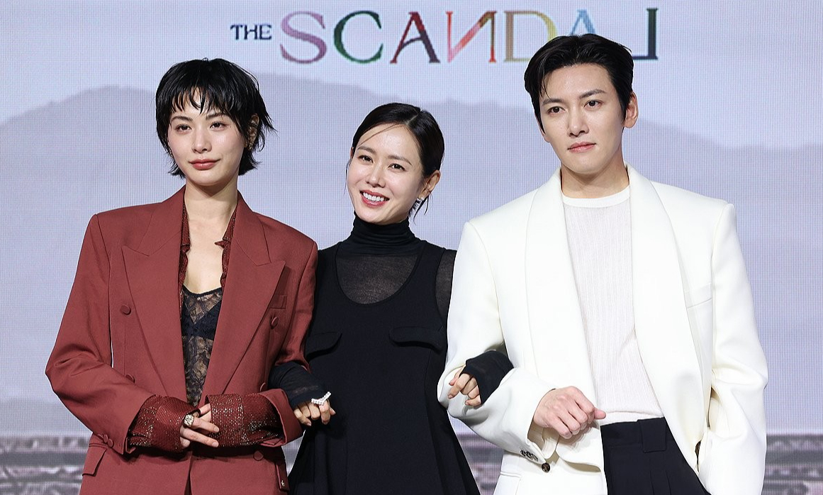 Son Ye-jin và Ji Chang-wook khơi dậy bí mật tình ái thượng lưu trong The Scandal