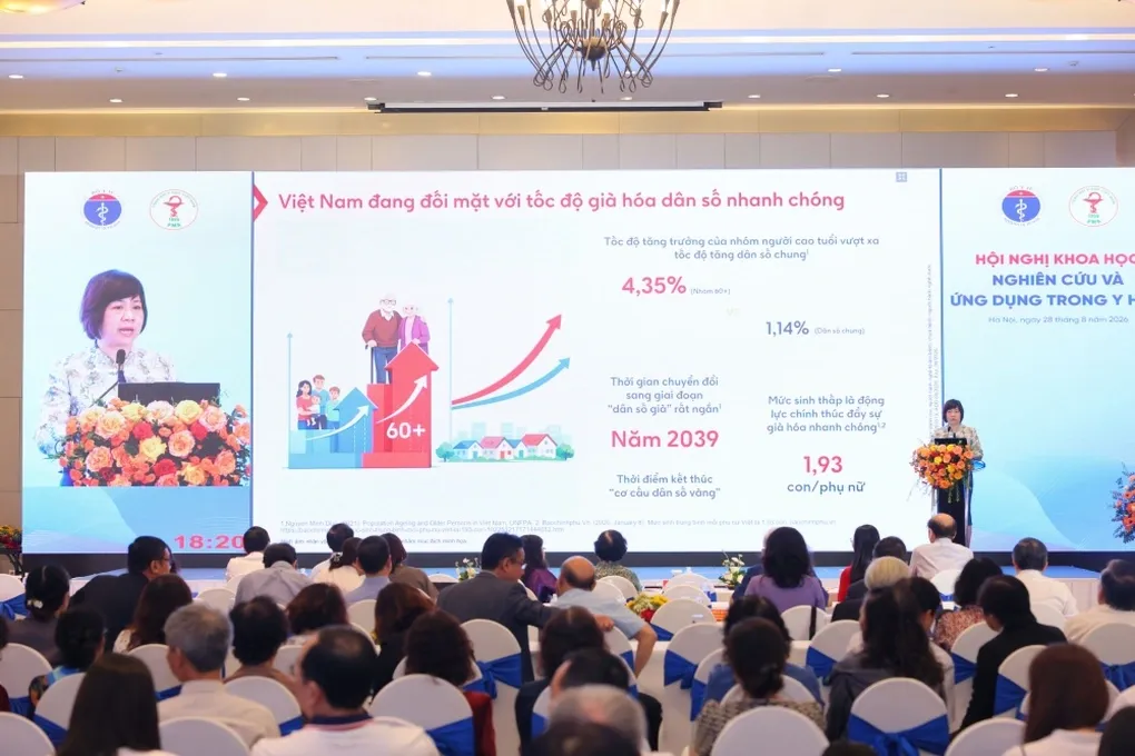 Việt Nam bước vào dân số già: Sống khỏe dù có bệnh nền