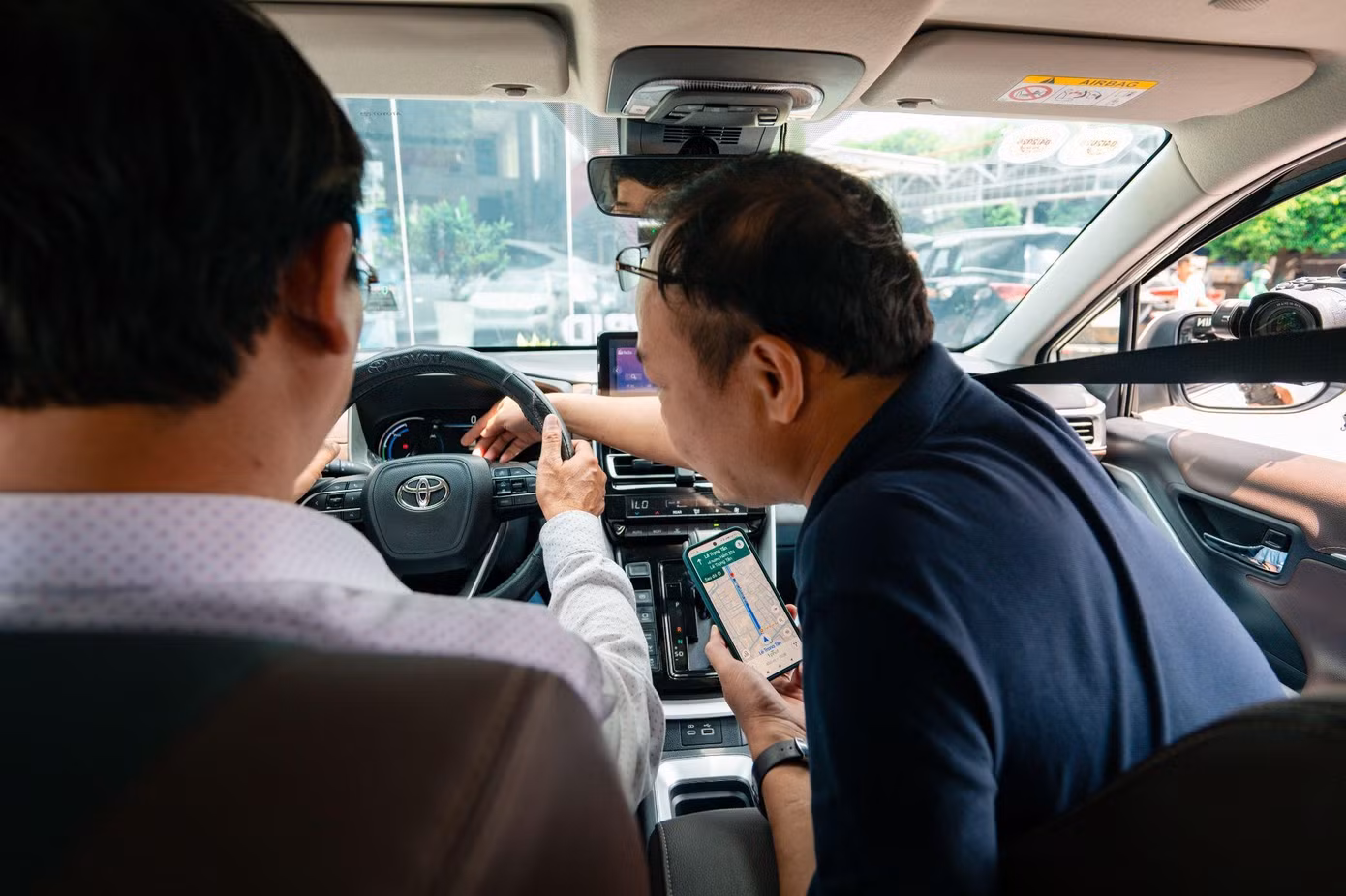 Toyota ưu đãi tháng 9: 6 mẫu xe giảm phí trước bạ có đáng xuống tiền?