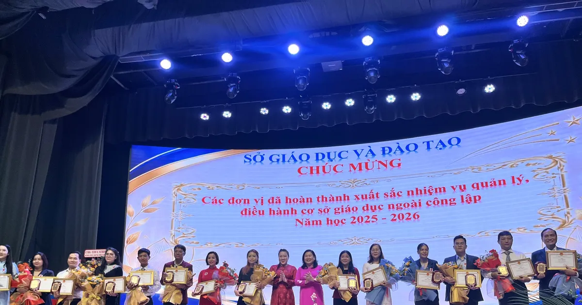 Hàng trăm trung tâm ngoại ngữ đóng cửa: Chuẩn nào quyết định sự sống còn?