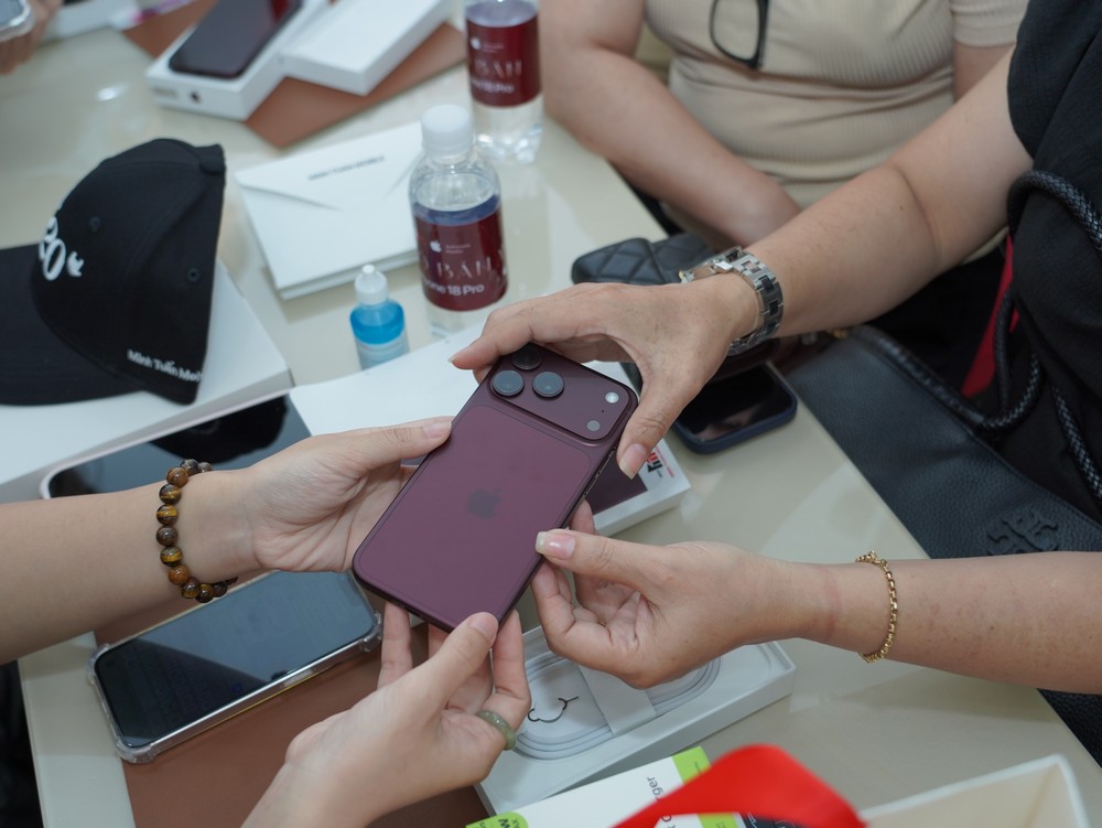 iPhone 18 Pro chính thức mở bán: Đơn đặt trước và nguồn cung