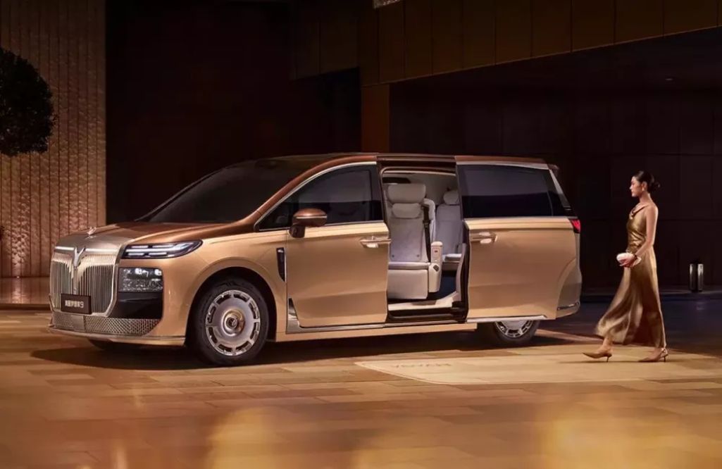 MPV điện cao cấp cho gia đình: nên chọn mẫu nào?