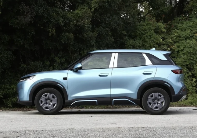 Ba mẫu SUV điện dưới 300 triệu: nên chọn chiếc nào?