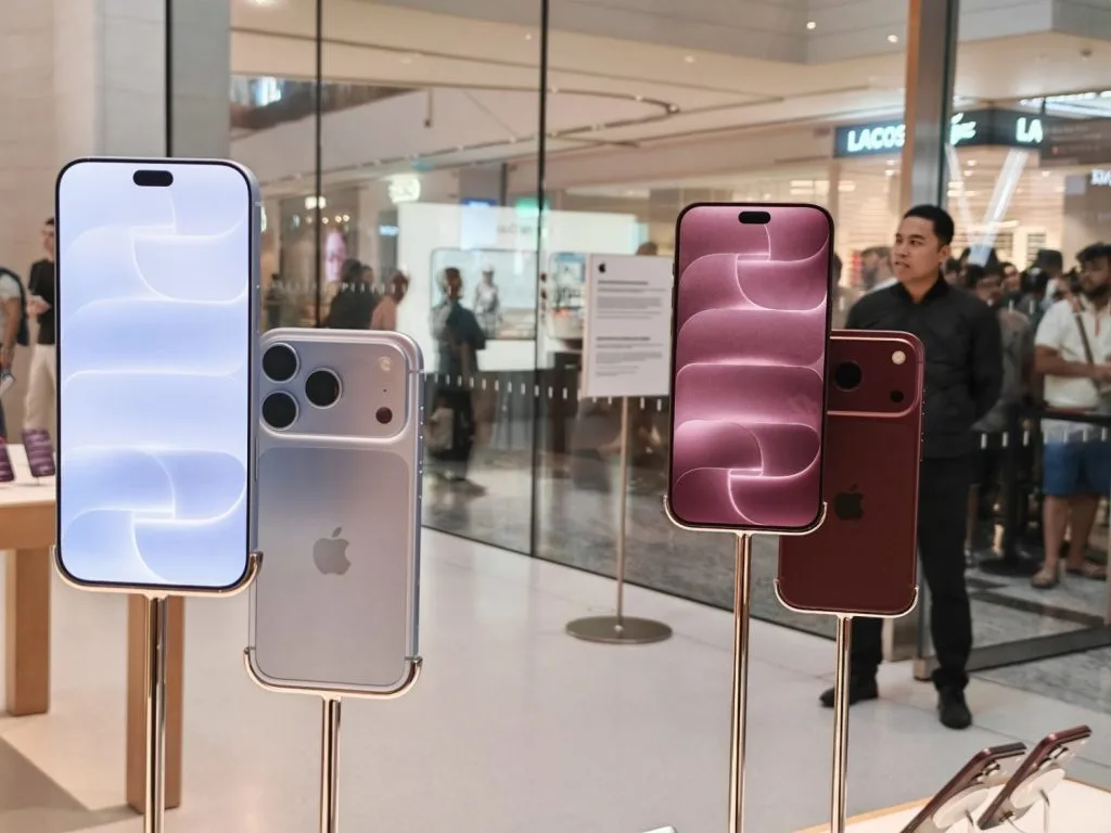 iPhone 18 Pro 52W: Secepat Mana Cas 50% Dalam 15 Minit?