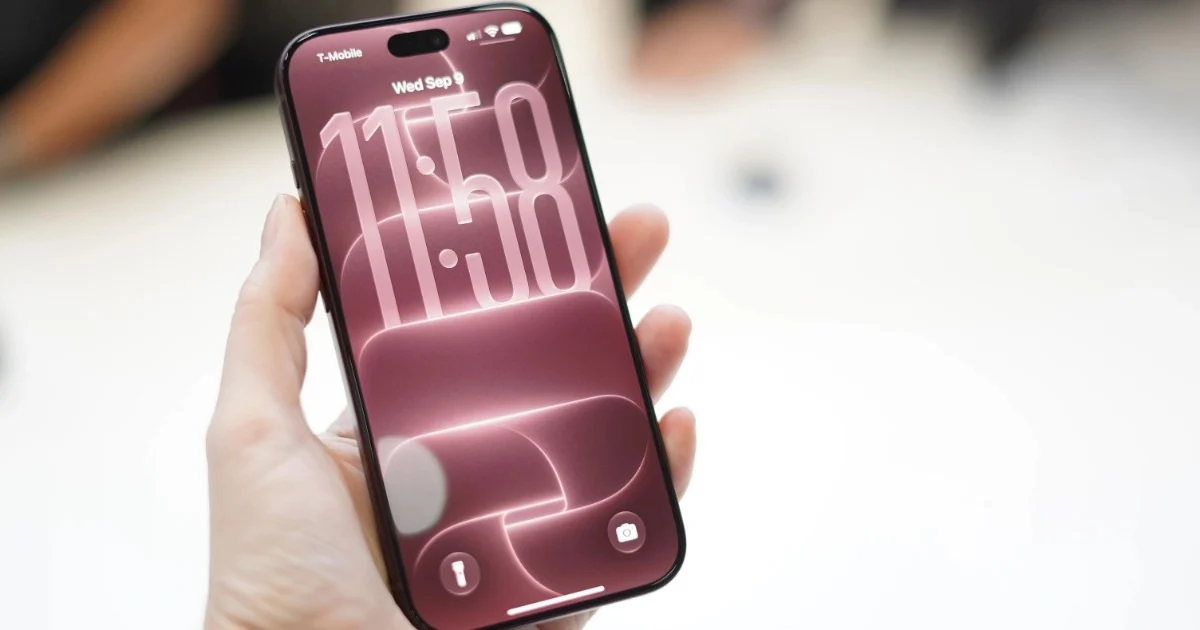 iPhone 18 Pro Max chính thức đến tay người dùng Việt Nam: cháy hàng ngay ngày mở bán