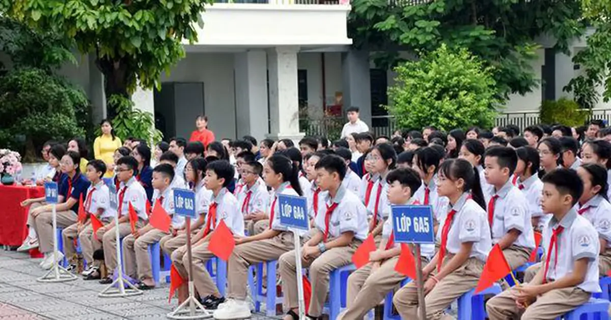 Học phí trường chất lượng cao Hà Nội: phụ huynh cần biết gì