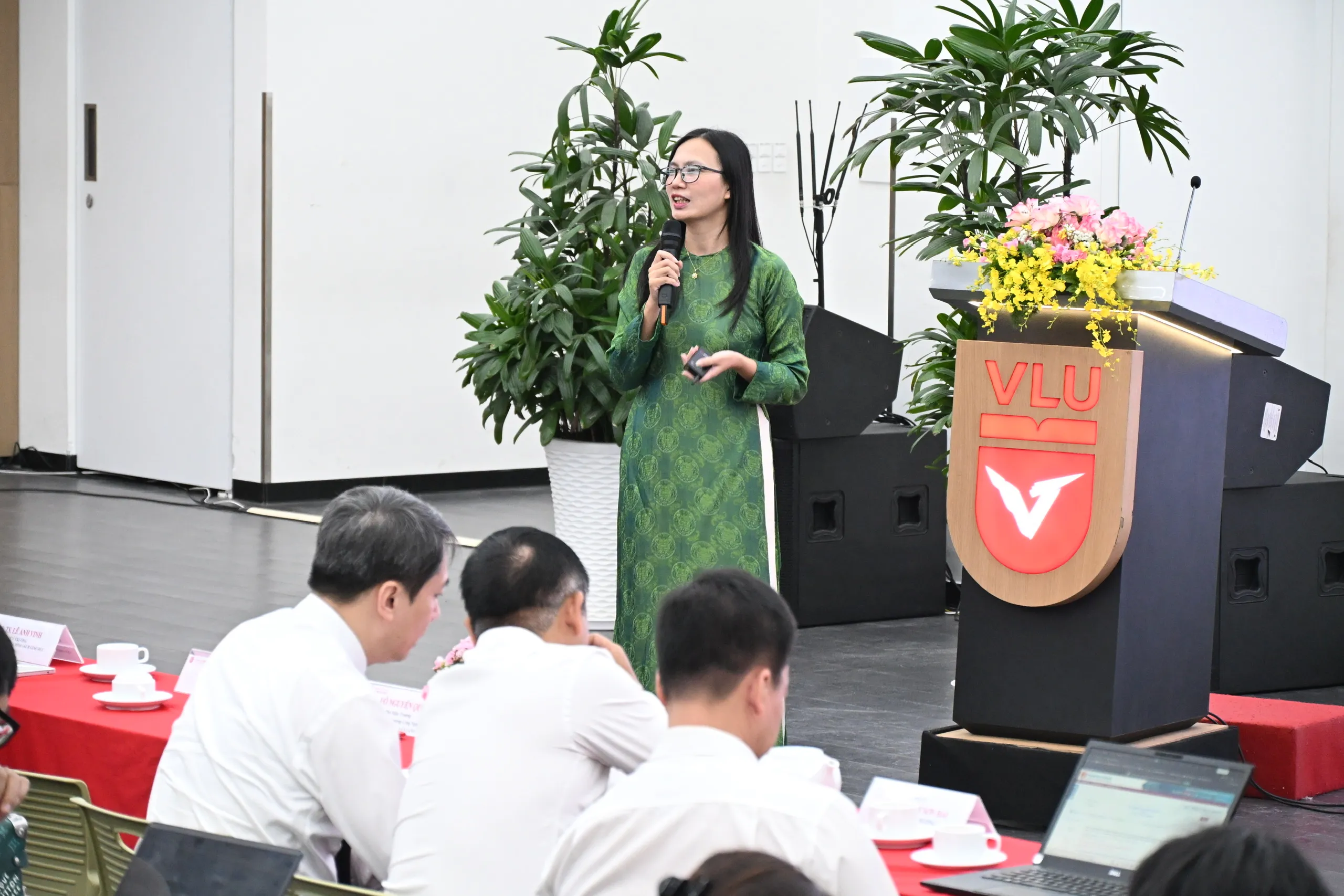 Giáo viên chưa sẵn sàng với AI: Rào cản thực tế trong lớp học