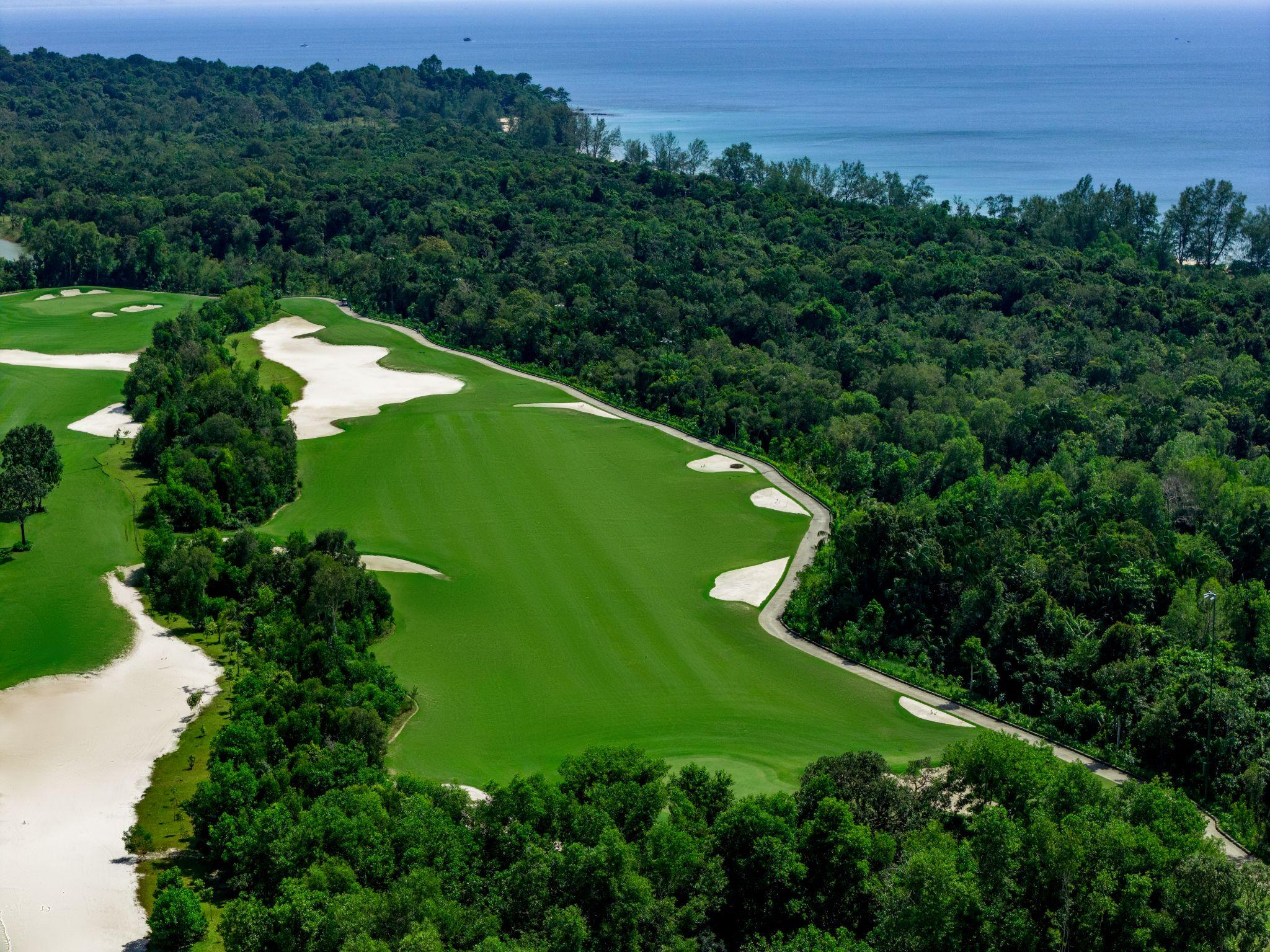 Phú Quốc đón sóng du lịch MICE và golf cao cấp trước APEC