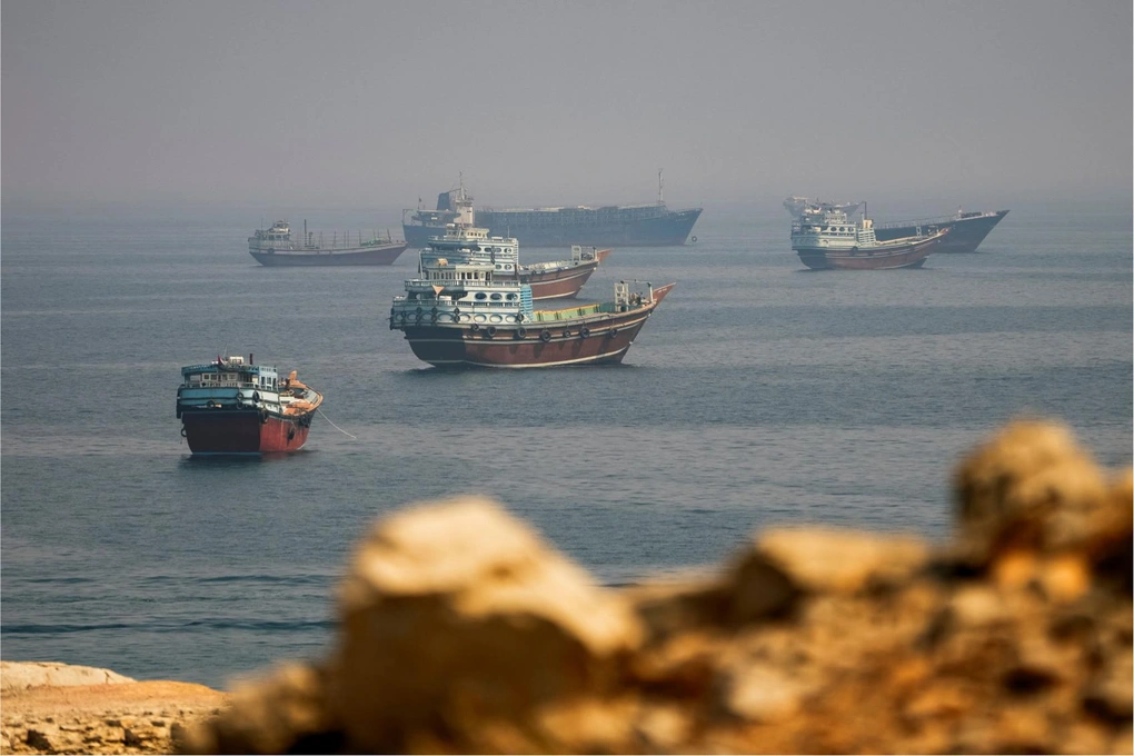 Iran đặt 7 điều kiện để mở lại eo biển Hormuz