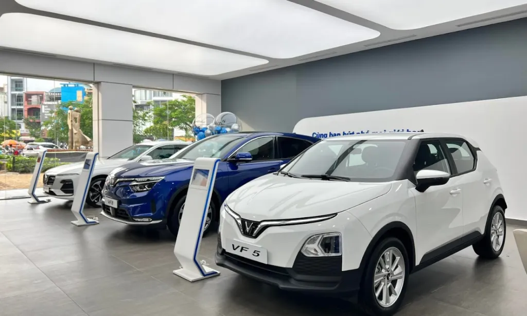 Tesla vào Việt Nam: cuộc chiến xe điện tỷ USD đã tới hồi cao trào