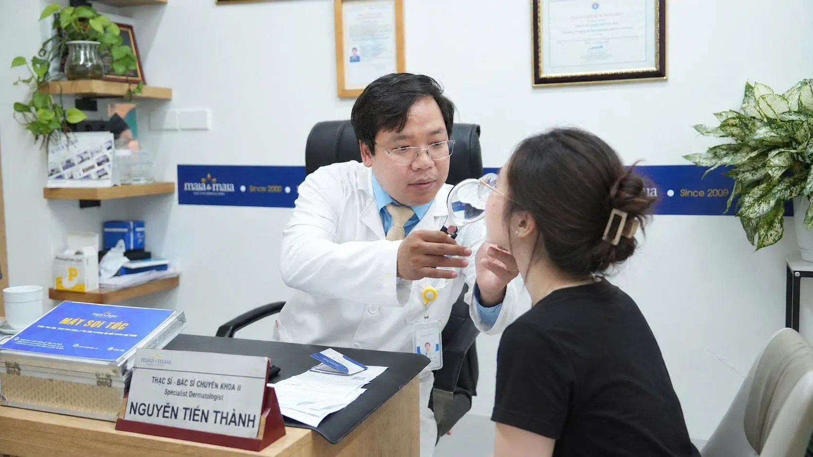 Mặt sưng phồng sau làm đẹp cấp tốc: Đẹp nhanh hay trả giá dài lâu?