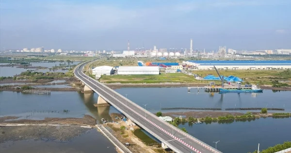 TP.HCM xây dựng hệ sinh thái logistics toàn diện