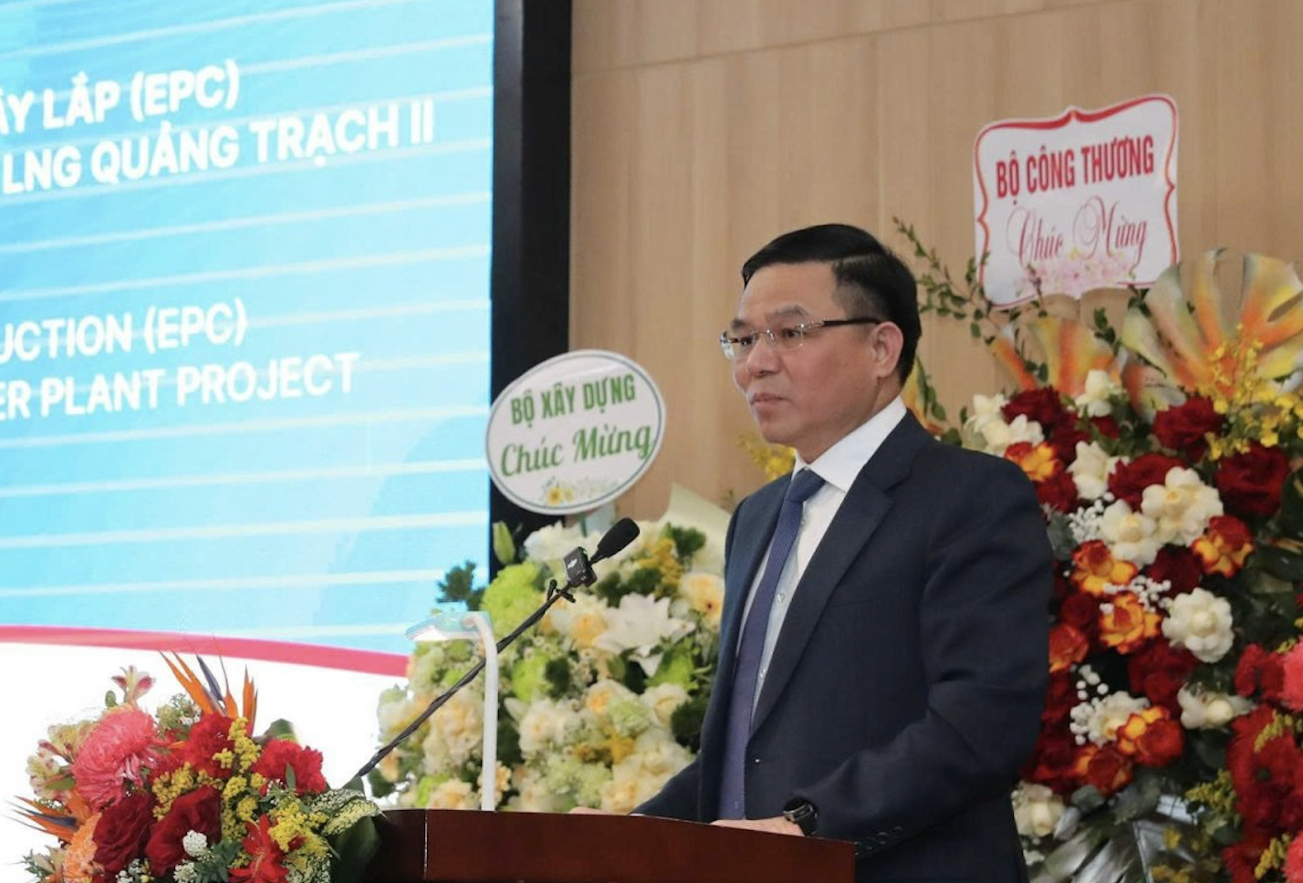 Điện khí LNG Việt Nam: Quy hoạch lớn, triển khai nhỏ và rủi ro thiếu điện