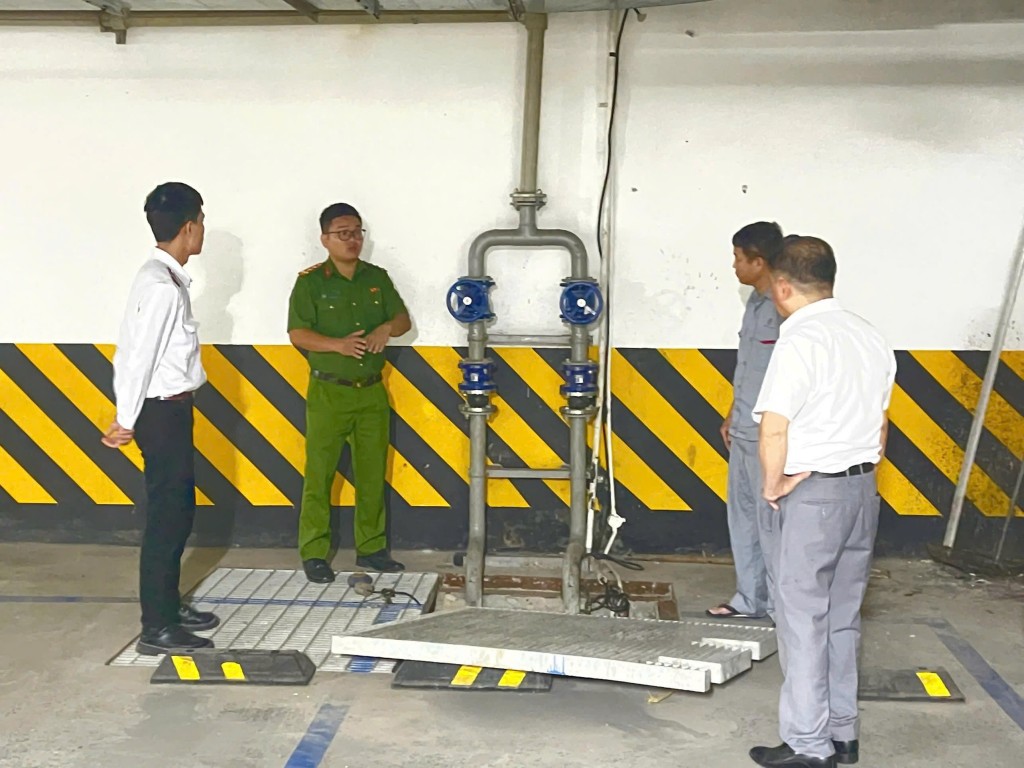 Phòng ngừa ngập úng tầng hầm nhà cao tầng mùa mưa bão