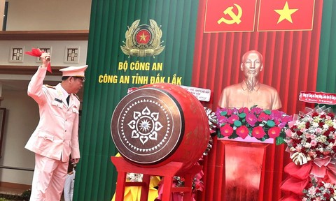 Trường Văn hóa Công an II thắp sáng ước mơ học sinh yếu thế