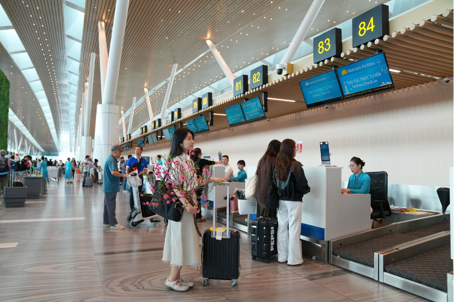 Vé máy bay nội địa giảm mạnh sau lễ: Cách săn vé Vietnam Airlines và các hãng khác cuối năm