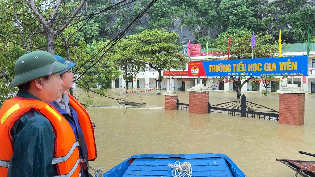 Khi bão lũ đóng cửa trường học: Đã đến lúc coi học trực tuyến là “kế hoạch B” bắt buộc