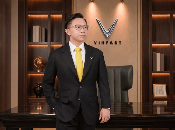Hai con trai Phạm Nhật Vượng lên nắm quyền CEO: tín hiệu chuyển giao thế hệ tại Vingroup