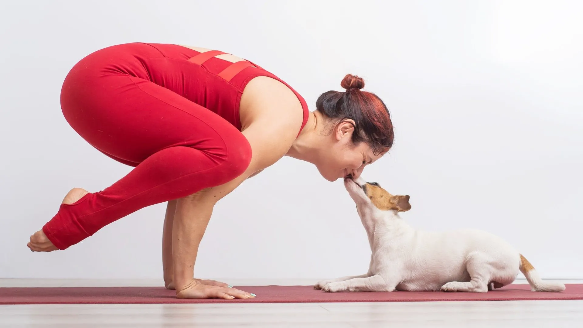 Bí quyết yoga của cụ bà 102 tuổi: sống lâu và dẻo dai nhờ tập đều