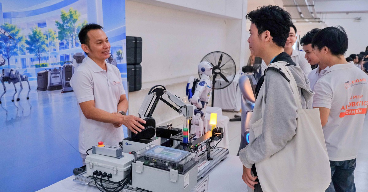 Đại học ứng dụng AI kết nối sinh viên với việc làm