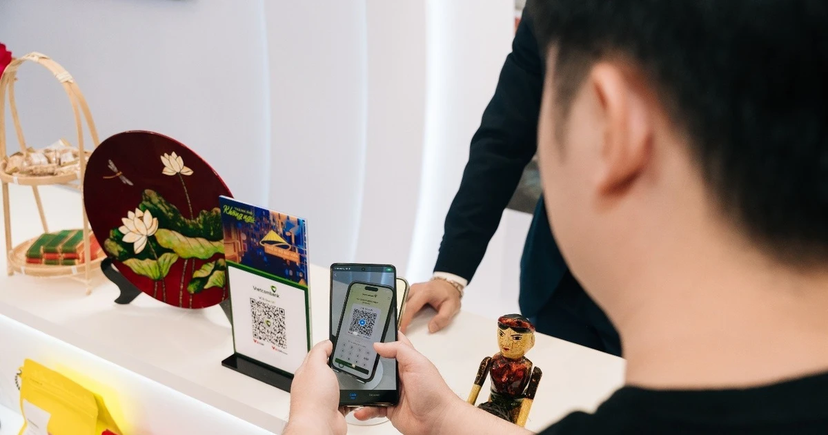 Smartphone thay thế hộ chiếu: hệ sinh thái kỹ thuật số cho du khách Việt