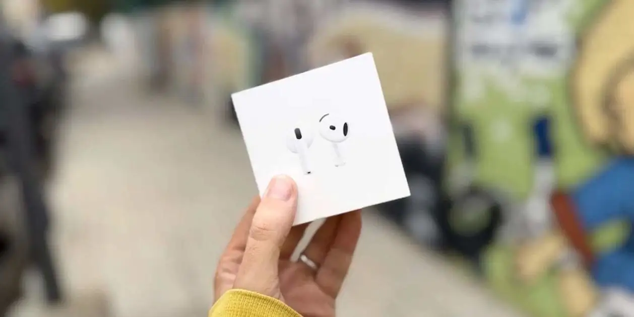 Apple AirPods vẫn thống trị thị trường tai nghe không dây toàn cầu