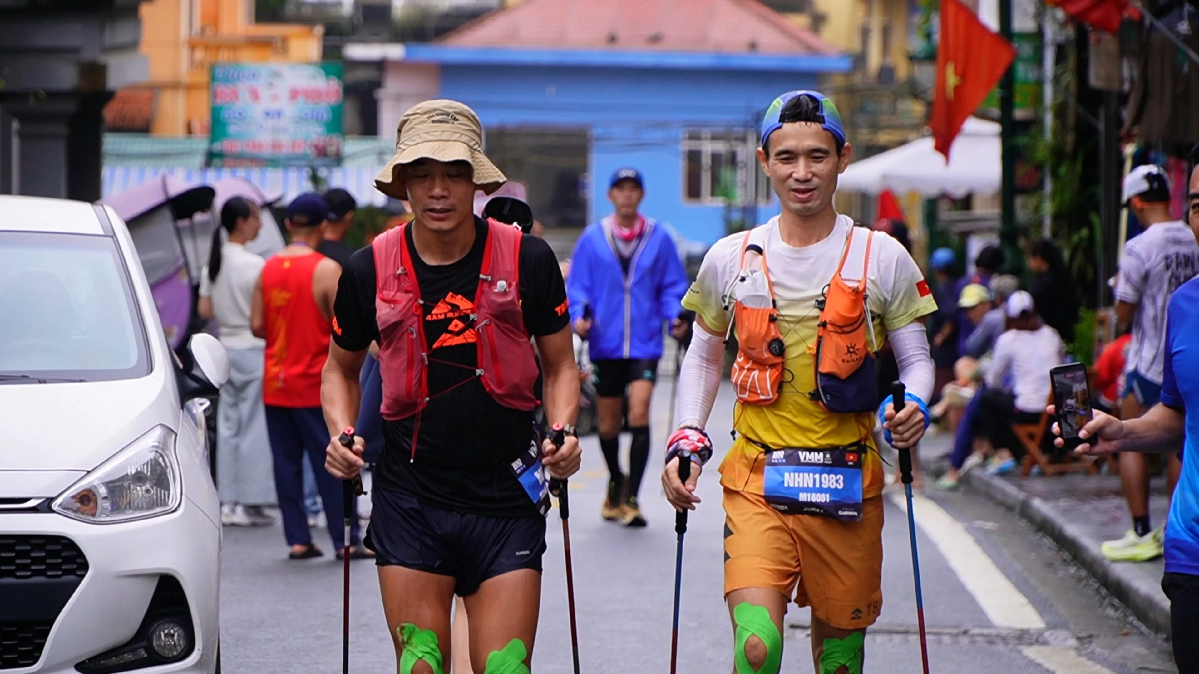 5.500 vận động viên đội mưa chinh phục giải chạy Sa Pa