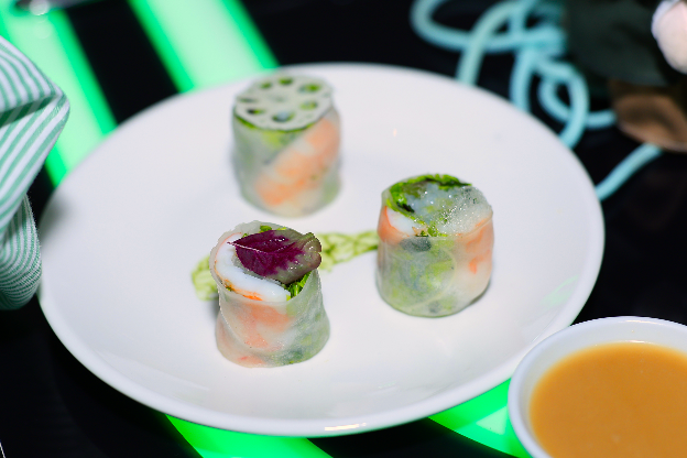 Từ phố cổ đến sao Michelin: Bước nhảy của ẩm thực Việt