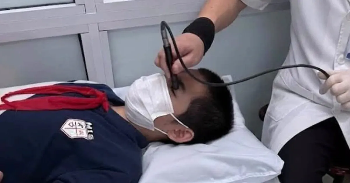 Những vật dụng hàng ngày có thể gây thương tích mắt ở trẻ: Cha mẹ cần cảnh giác hơn với chiếc ô