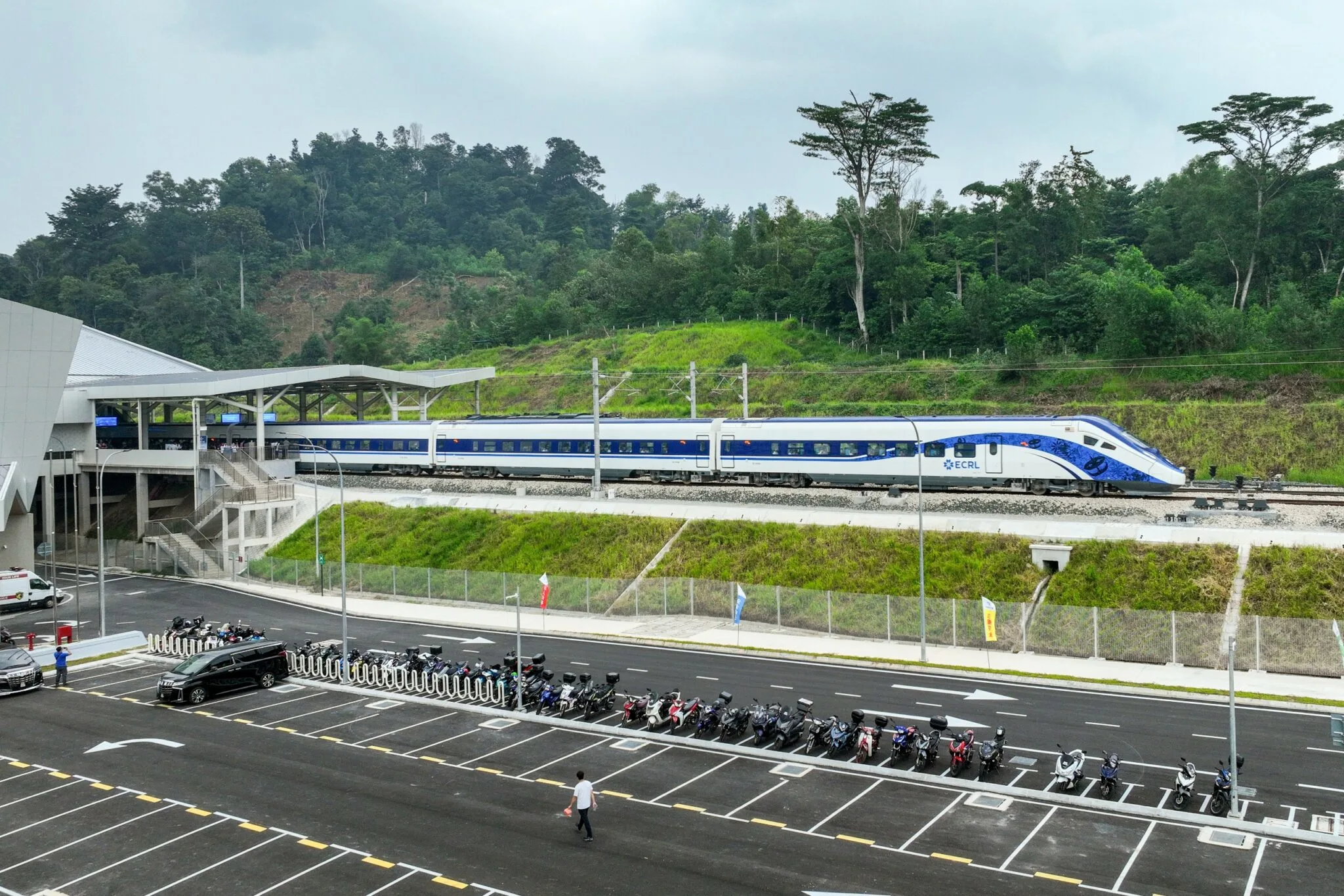 RM21 Bilion Rombakan Pengangkutan Ubah Laluan Pelancongan Pesisir