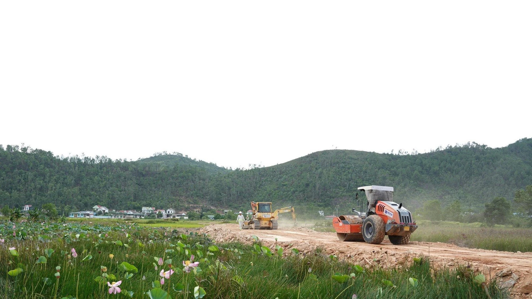 Cao tốc Nghệ An ‘nuốt’ 10 triệu m³ đất đá: áp lực vật liệu và chuỗi cung ứng