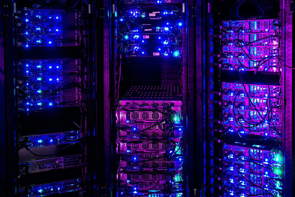 Mỹ siết an ninh mạng tàu biển: từ boong tàu tới hạ tầng DDoS