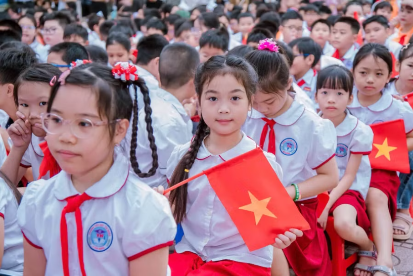 Hướng dẫn chi tiết các khoản thu tại trường công lập Hà Nội: Phụ huynh cần biết gì?