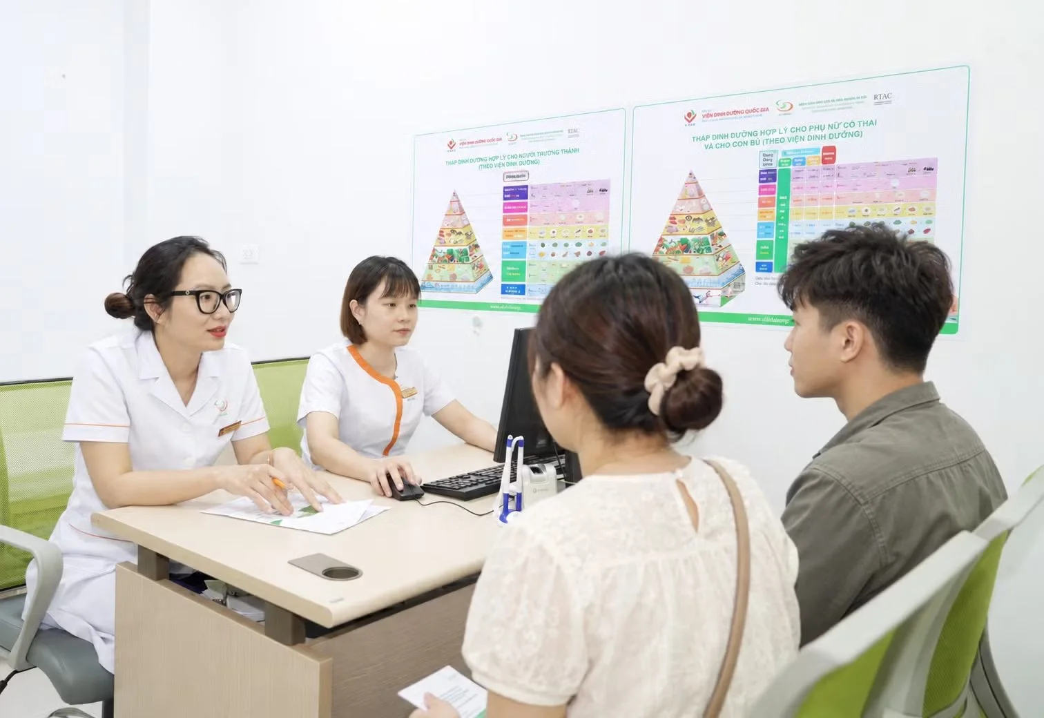 Sàng lọc di truyền trước khi sinh con: Khoa học giúp phòng ngừa bệnh di truyền