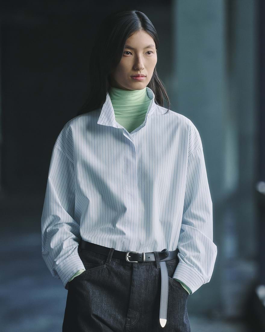 Clare Waight Keller Đưa Haute Couture Vào Thời Trang Hàng Ngày Cùng UNIQLO : C